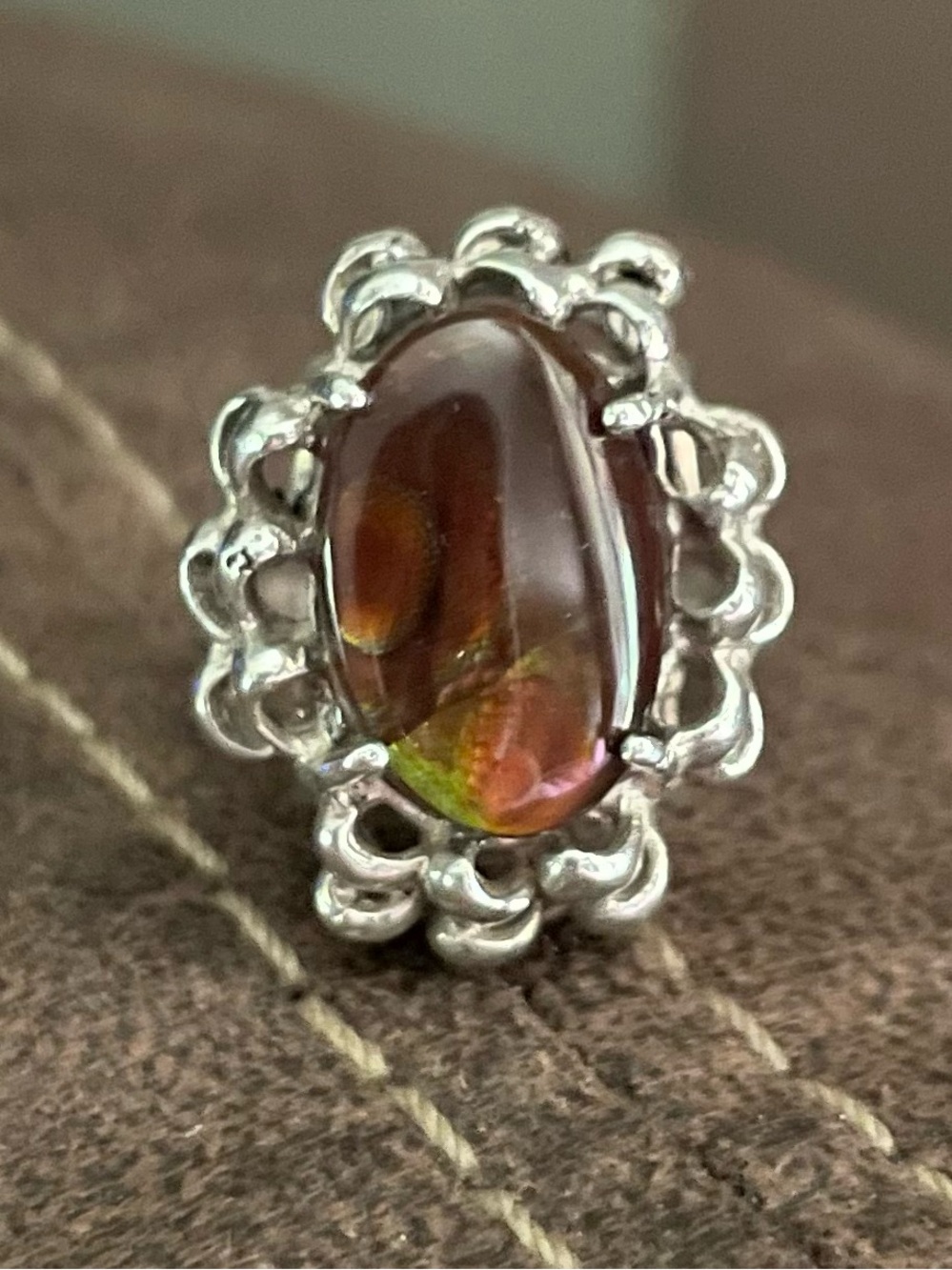 Vintage-style sterling silver ring featuring an oval-shaped fire agate, Size 5